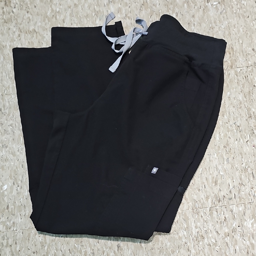 Figs Black Scrub Pants with Grey Drawstring. Size M. TECHNICAL COLLECTION